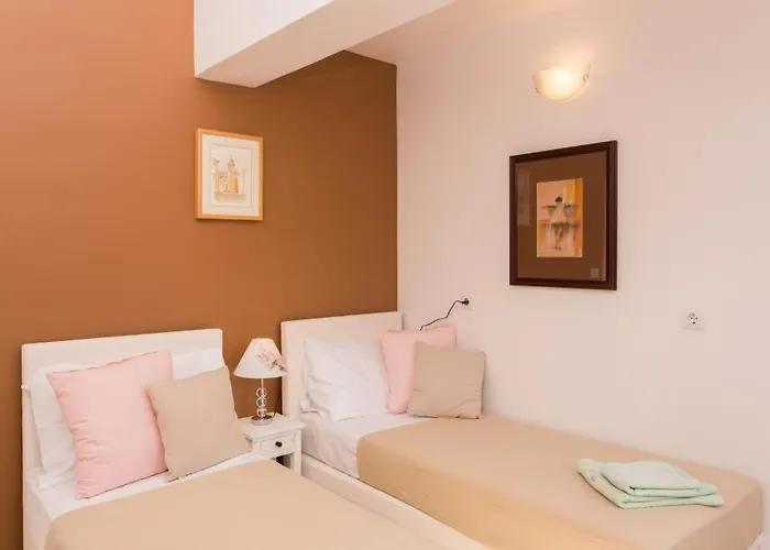 Cuk Gostinjska kuća