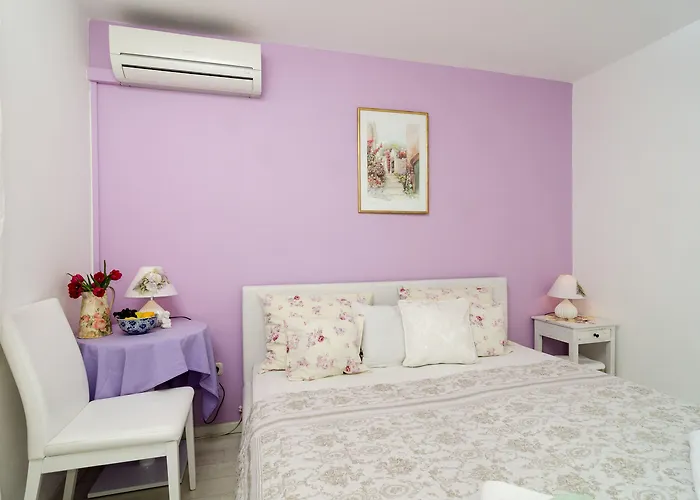 Cuk Gostinjska kuća 3*